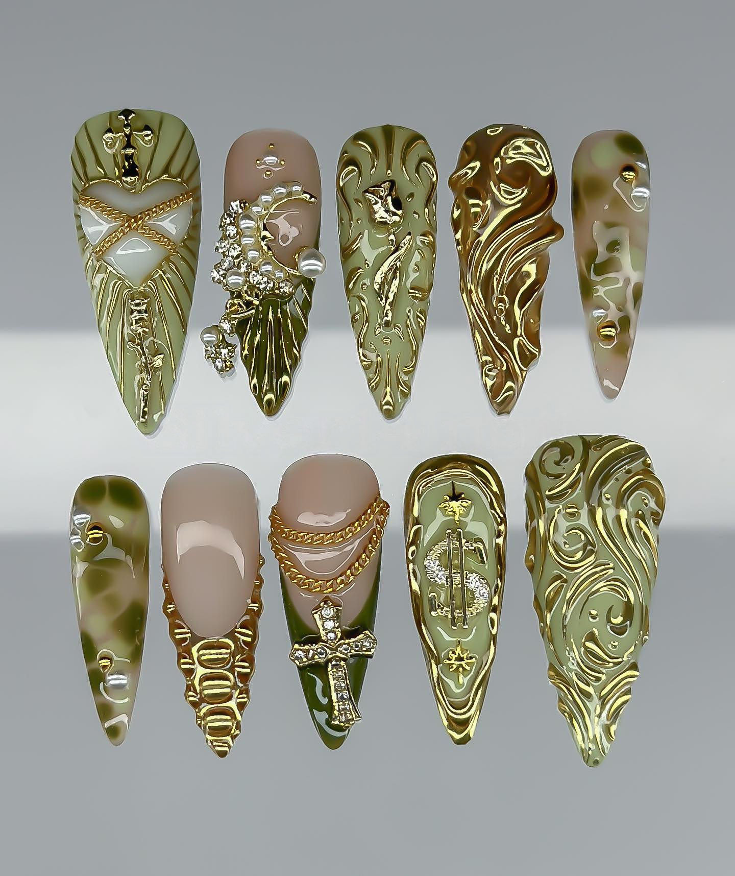 Sacred Gilded Moss