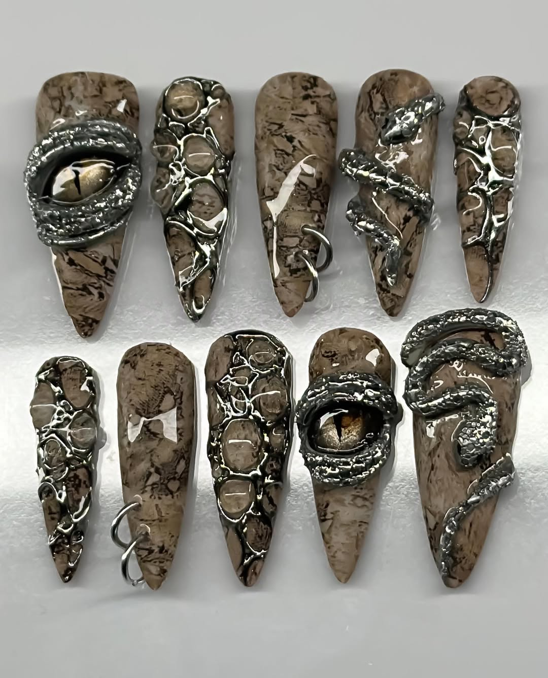 Serpent Eye Muse