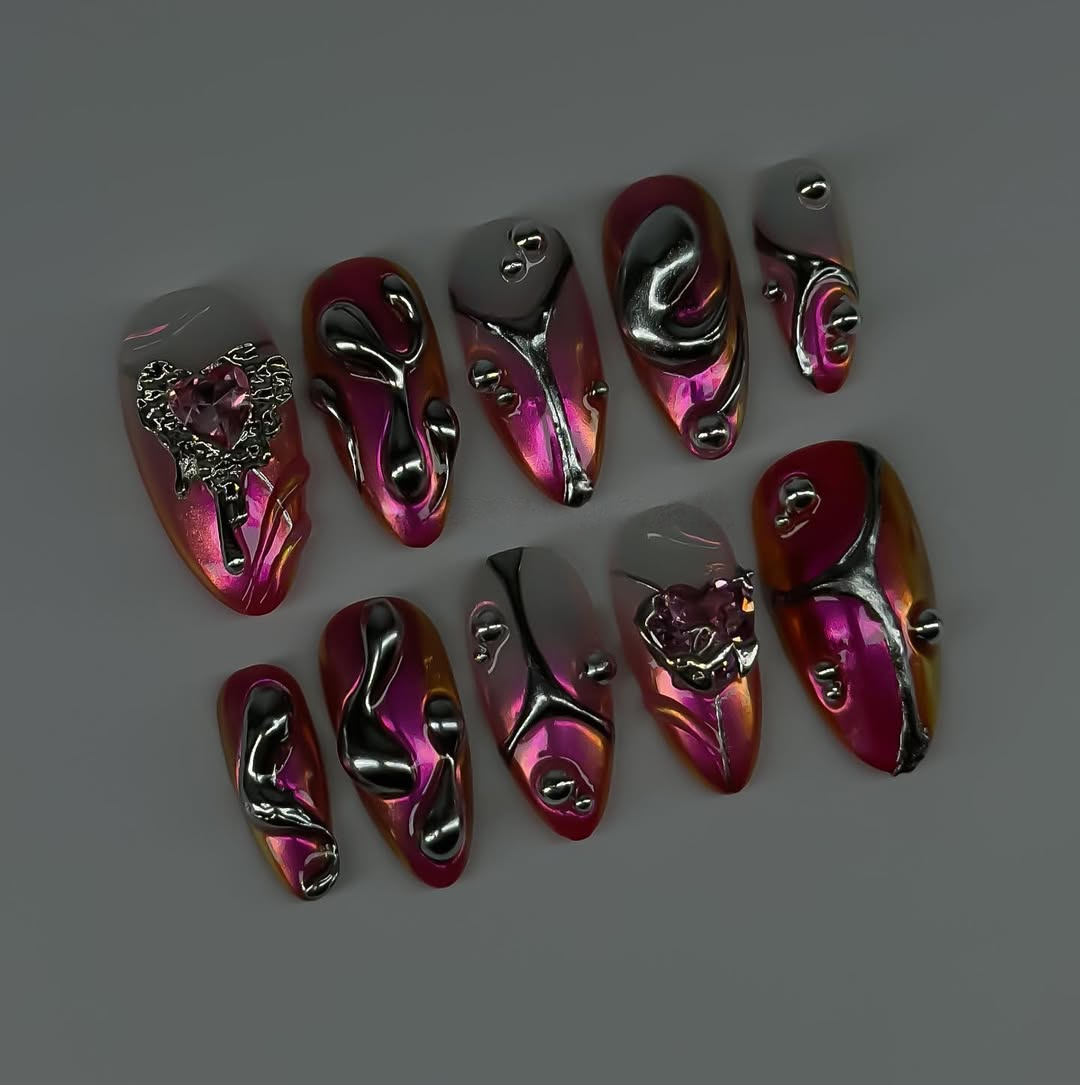 Iridescent Aura Chrome