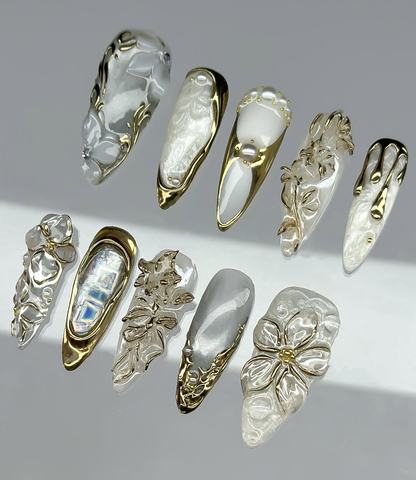 Pearlescent Floral Fantasy